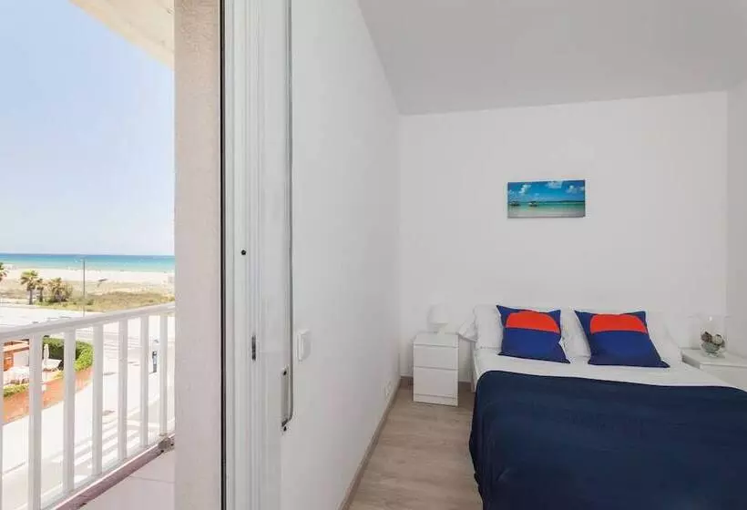 Oasis Be My Guest Castelldefels