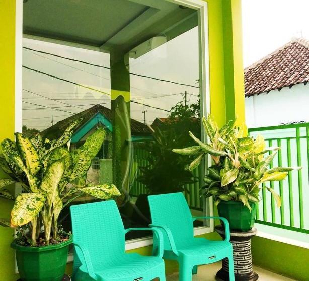 Pensiune Dmadinah Residence Mojokerto Syariah