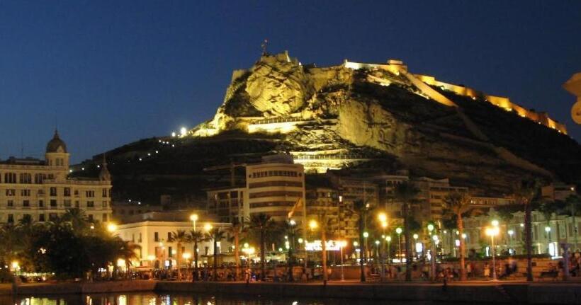 Un Lujo En El Corazón De Alicante