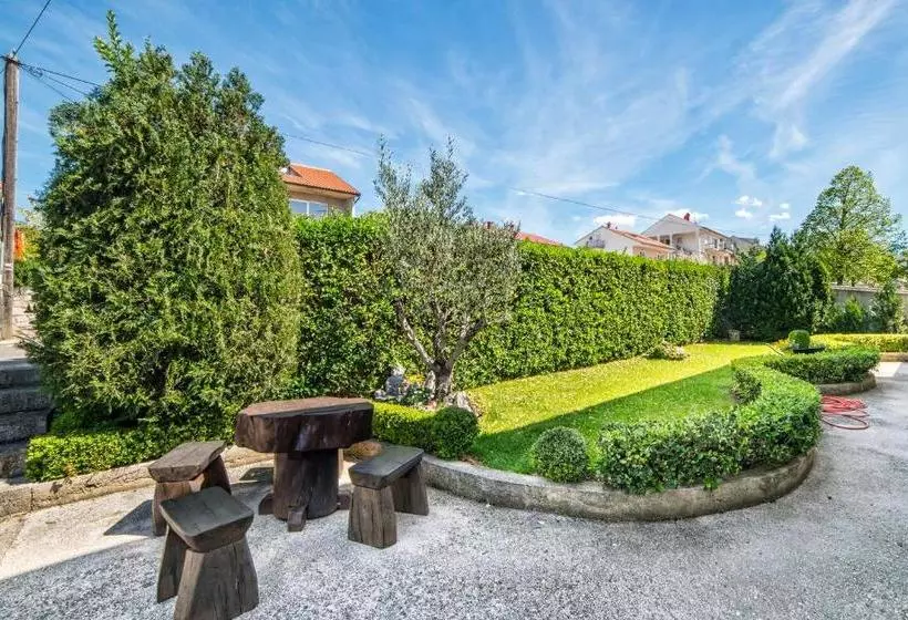 Apartment Lidija 4202