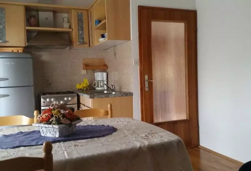 Apartment Sabina & Grapes