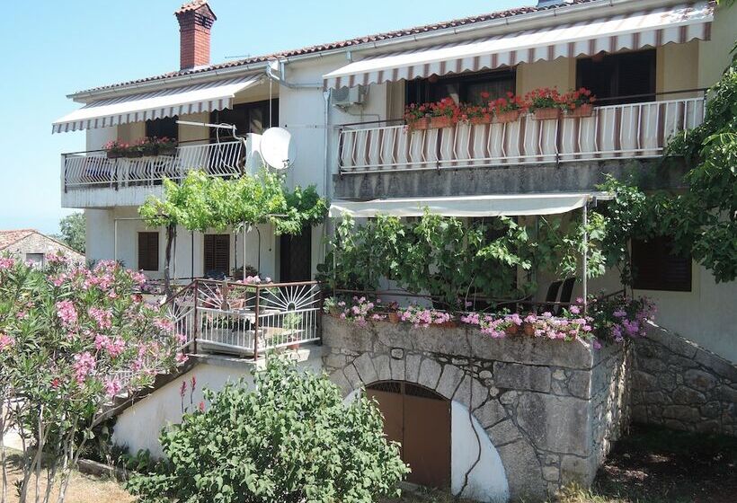 Apartment Sabina & Grapes