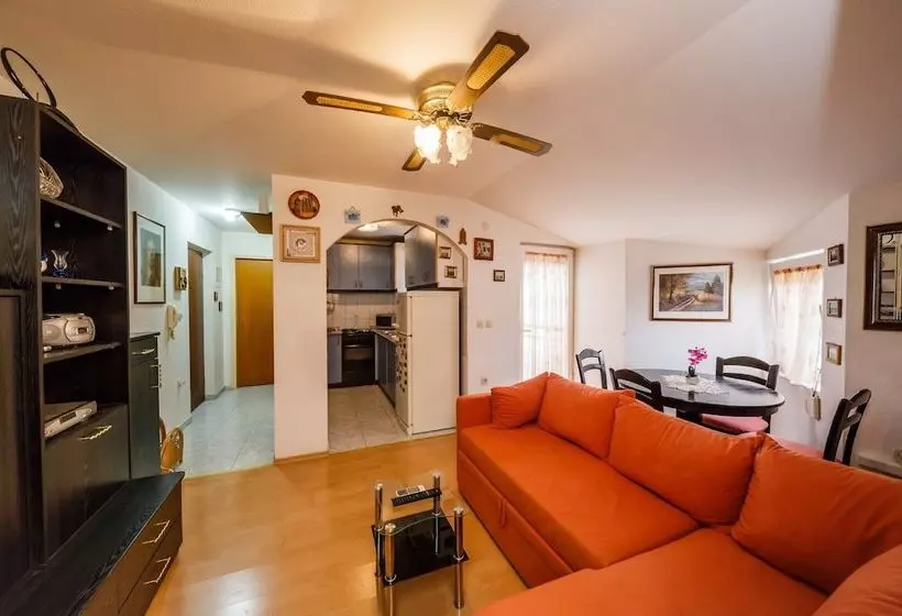 Apartment Skalinada