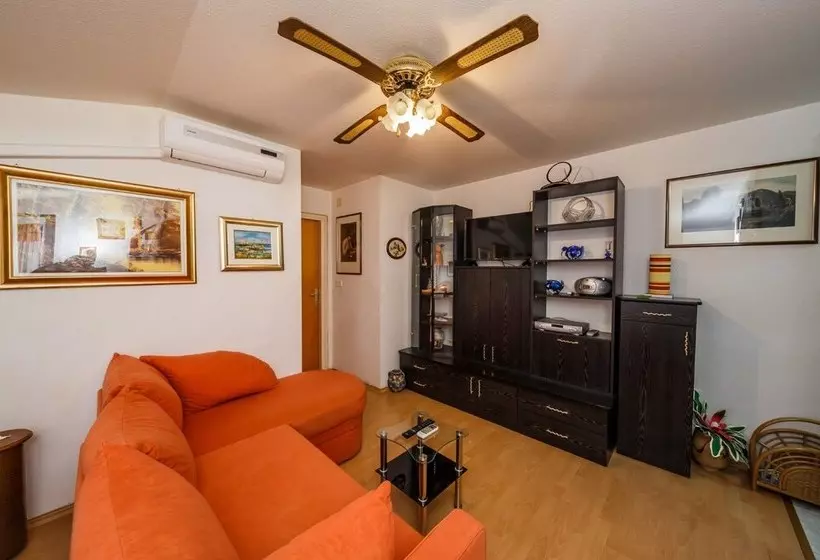 Apartment Skalinada