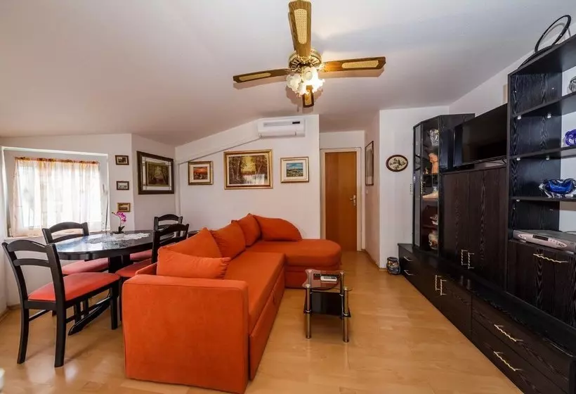Apartment Skalinada