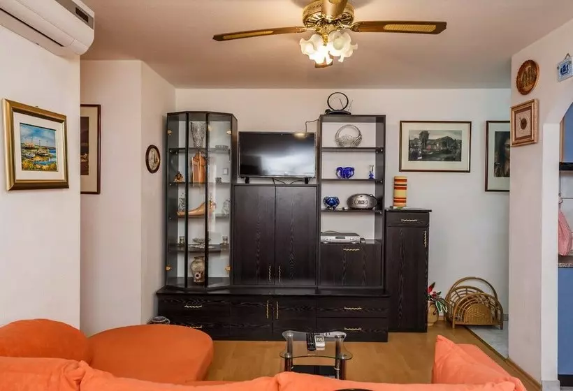 Apartment Skalinada