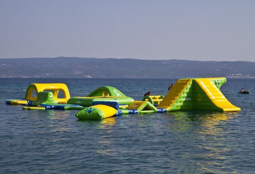 Apartment Topic Near The Beach