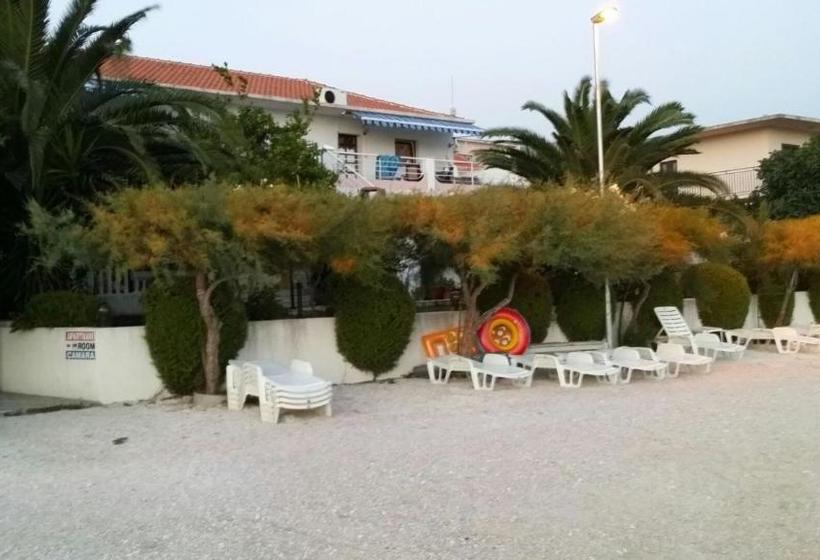 Apartments Antonia Podstrana