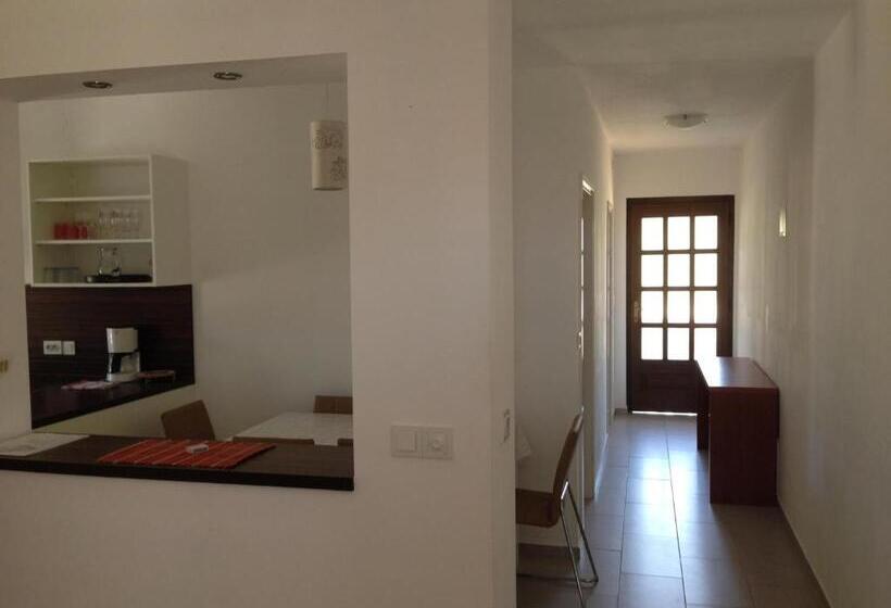 Apartments Mira 1434