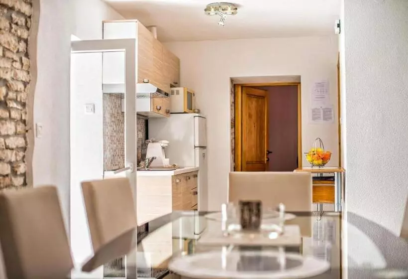 Apartments Salčinović