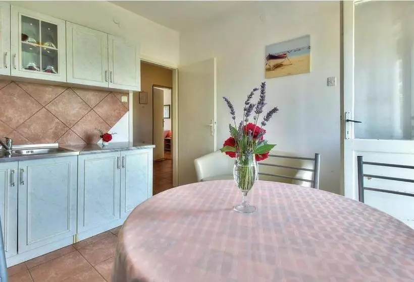 Apartments Sunce