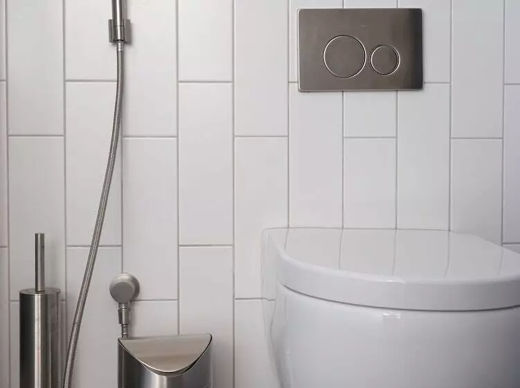 Incredible Designer Warehouse Close To Trendy Shoreditch