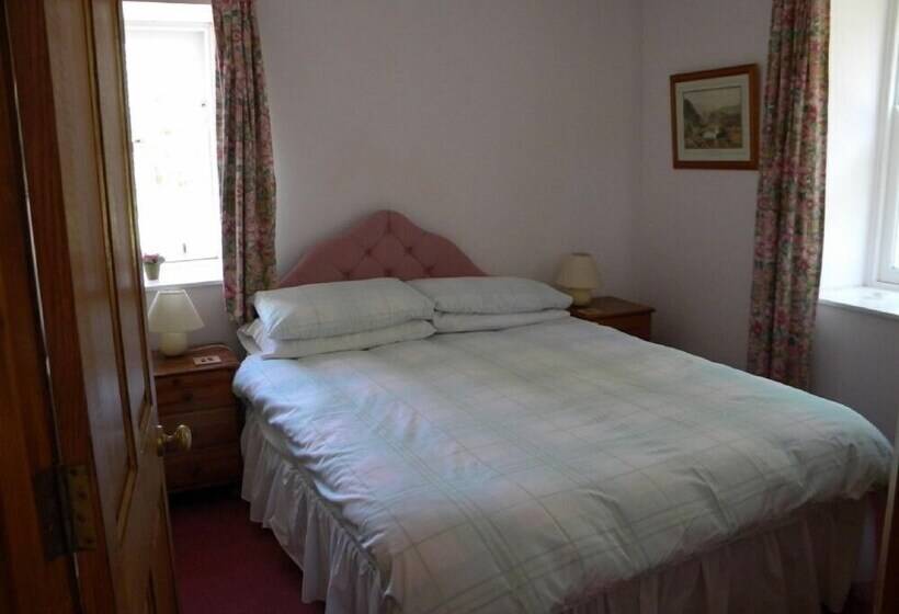 Kirkwood Holiday Cottages