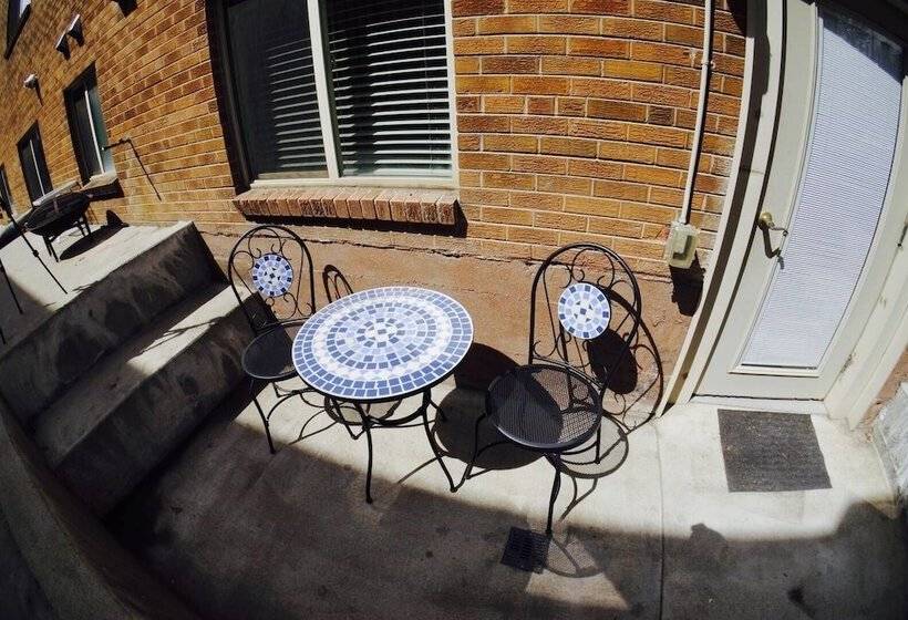 The Cozy Corner A Capitol Hill Escape