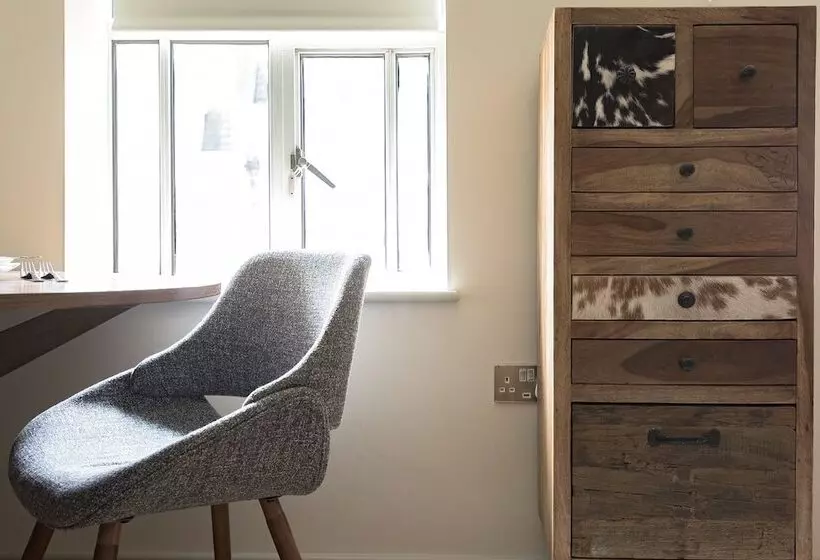 The Soho Loft   Elegant & Modern 1bdr In Soho