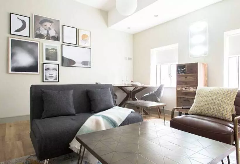 The Soho Loft   Elegant & Modern 1bdr In Soho