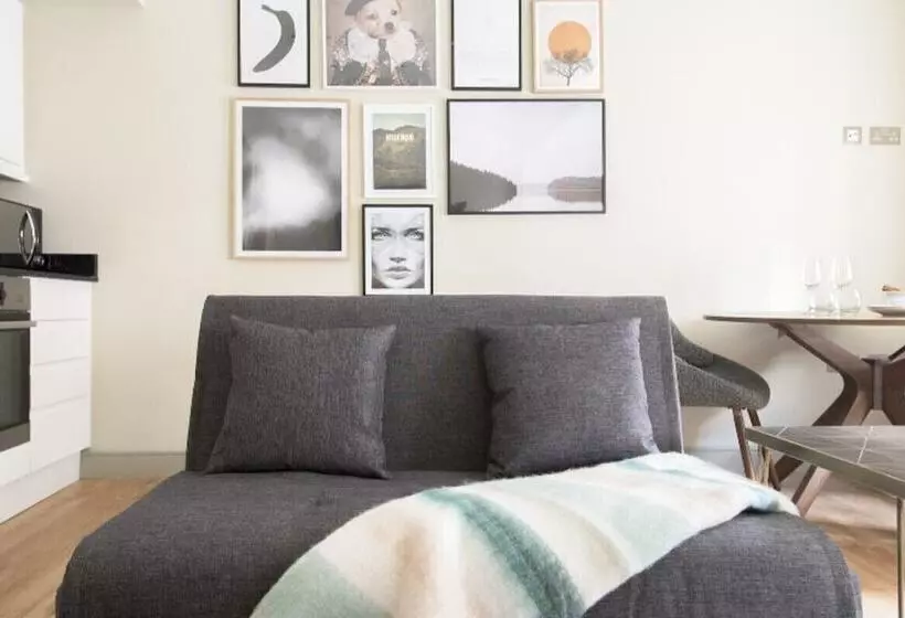 The Soho Loft   Elegant & Modern 1bdr In Soho