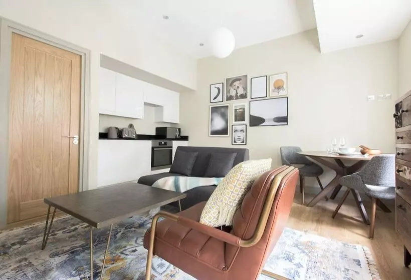 The Soho Loft   Elegant & Modern 1bdr In Soho