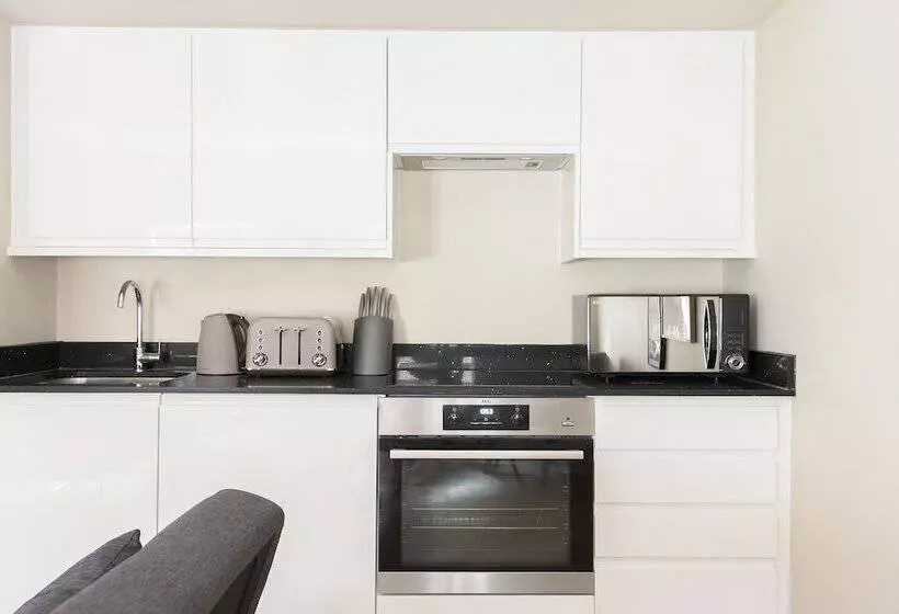 The Soho Loft   Elegant & Modern 1bdr In Soho