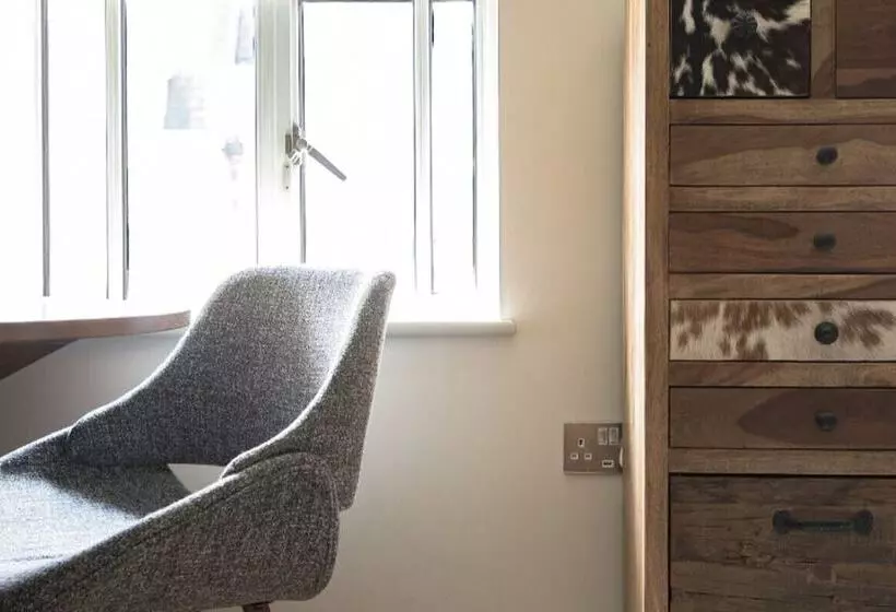 The Soho Loft   Elegant & Modern 1bdr In Soho