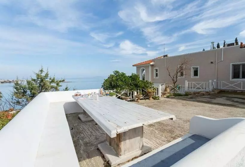 Villa Artemis Near Athens Airport