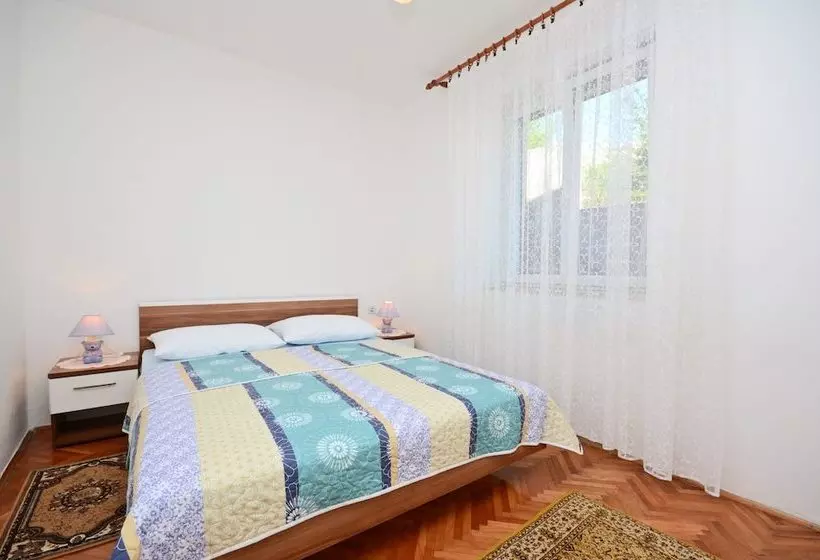 Mileni Apartment