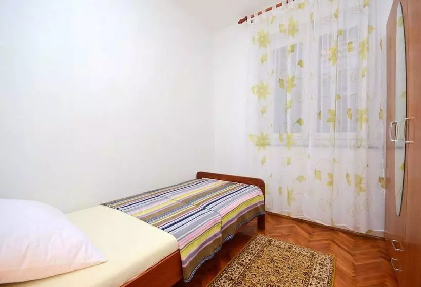 Mileni Apartment
