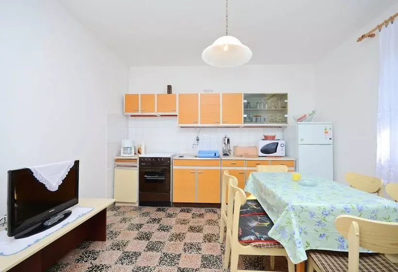 Mileni Apartment