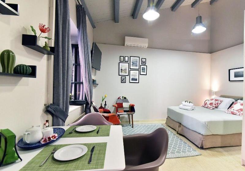 Charming Venetian Town House In The Old Town Of Corfu