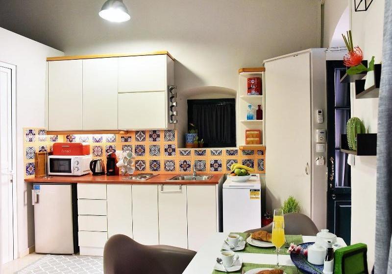 Charming Venetian Town House In The Old Town Of Corfu