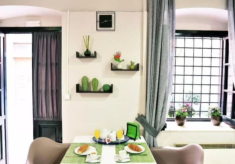 Charming Venetian Town House In The Old Town Of Corfu