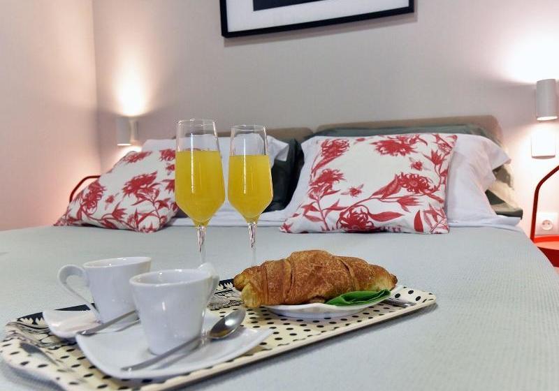 Charming Venetian Town House In The Old Town Of Corfu