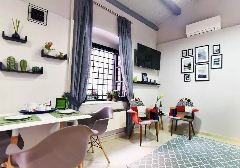 Charming Venetian Town House In The Old Town Of Corfu