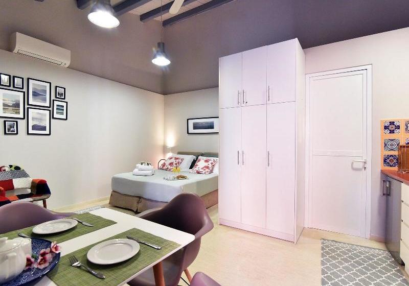 Charming Venetian Town House In The Old Town Of Corfu