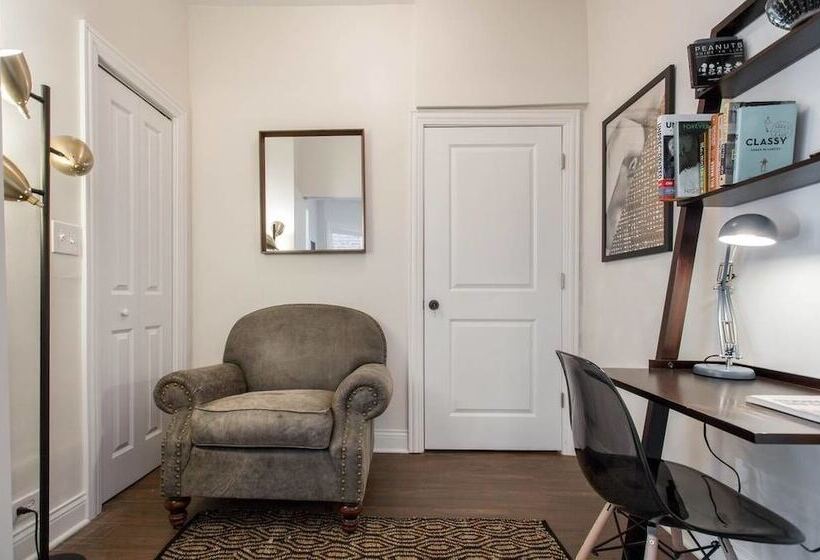 Chic Logan Pad   Modern Meets Retro