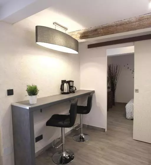 Gregbnb T2 Ancien Et Moderne Parking Inclus 15min Gare