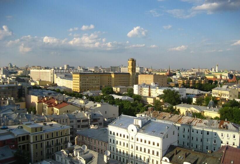 Lakshmi Great Apartment Afanasievsky