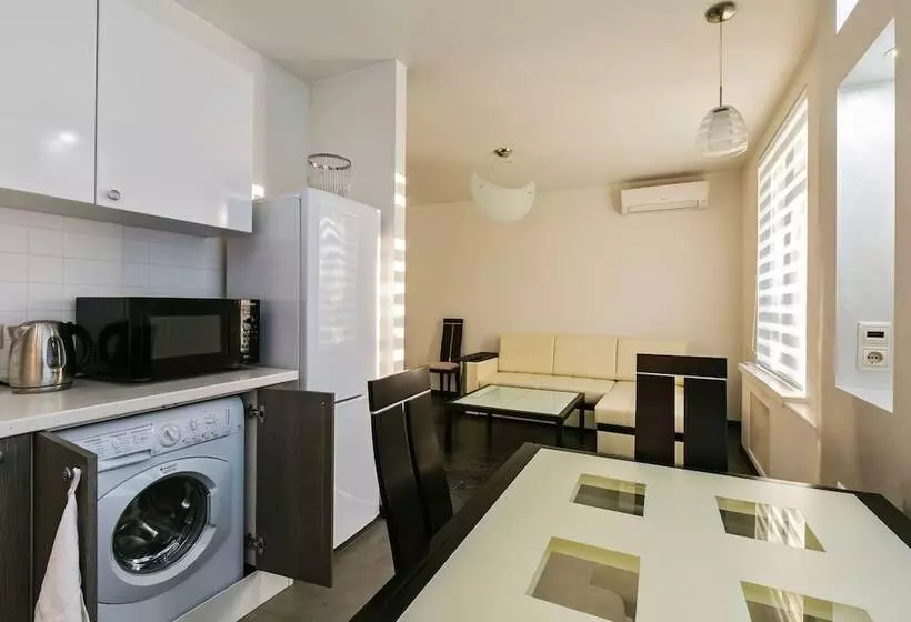 Maxrealty24 Ukrainskiy Bulvar