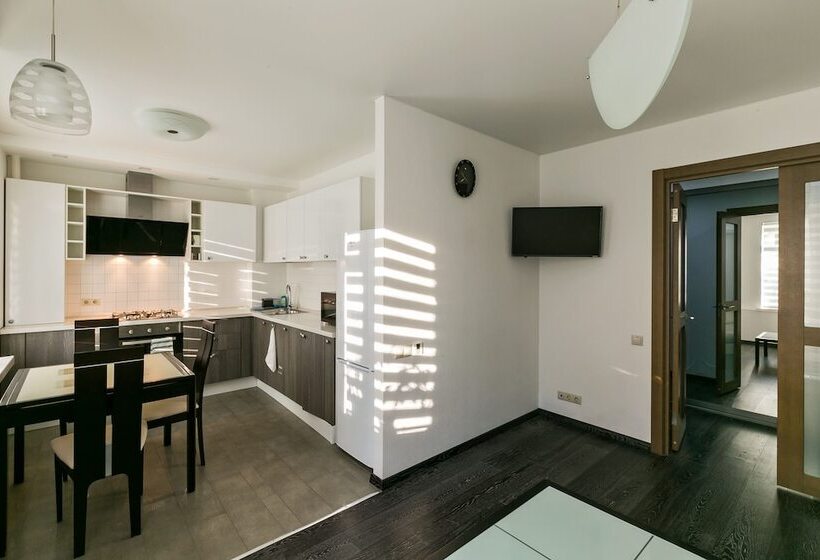 Maxrealty24 Ukrainskiy Bulvar