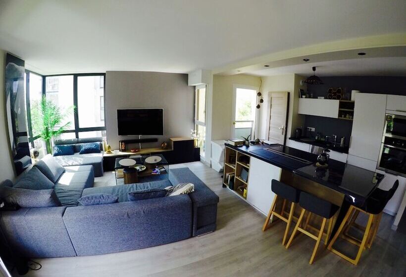 ペンション Charming & Cosy Rooms