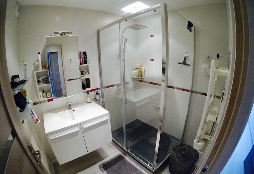 ペンション Charming & Cosy Rooms