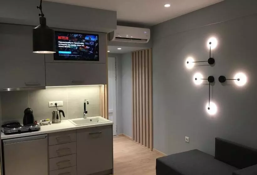 Preveza Suite Stay Leoforos Irinis 84b