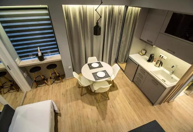 Preveza Suite Stay Leoforos Irinis 84b