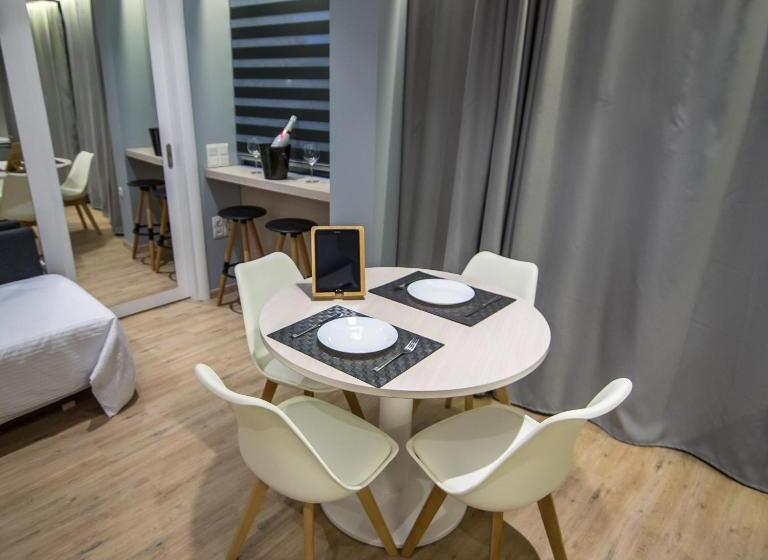 Preveza Suite Stay Leoforos Irinis 84b