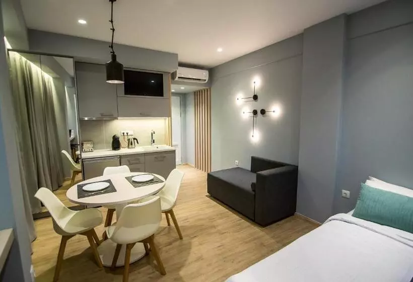 Preveza Suite Stay Leoforos Irinis 84b
