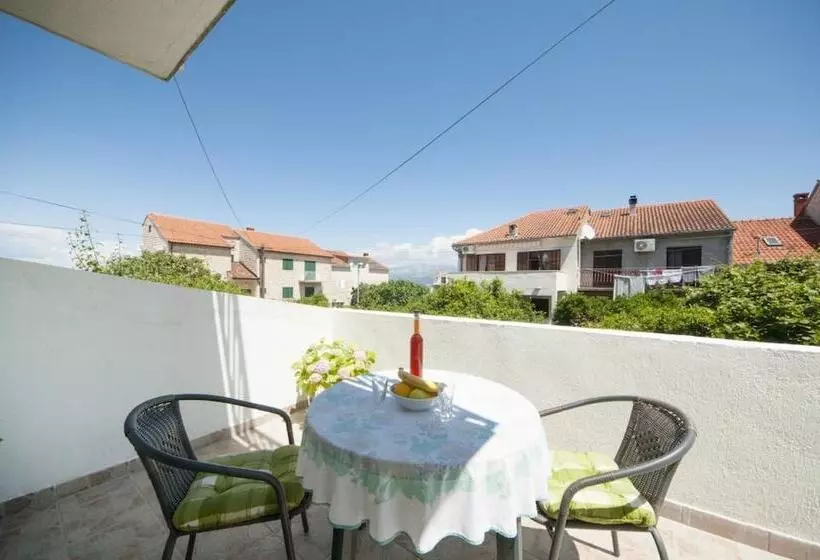Apartments Jasenka Supetar
