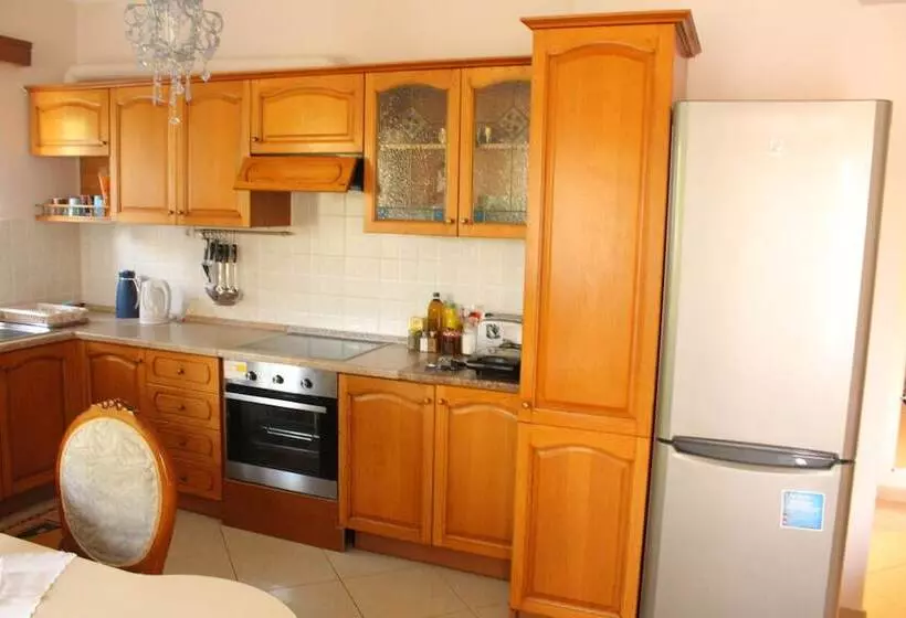 Levy S Place Athens Airport