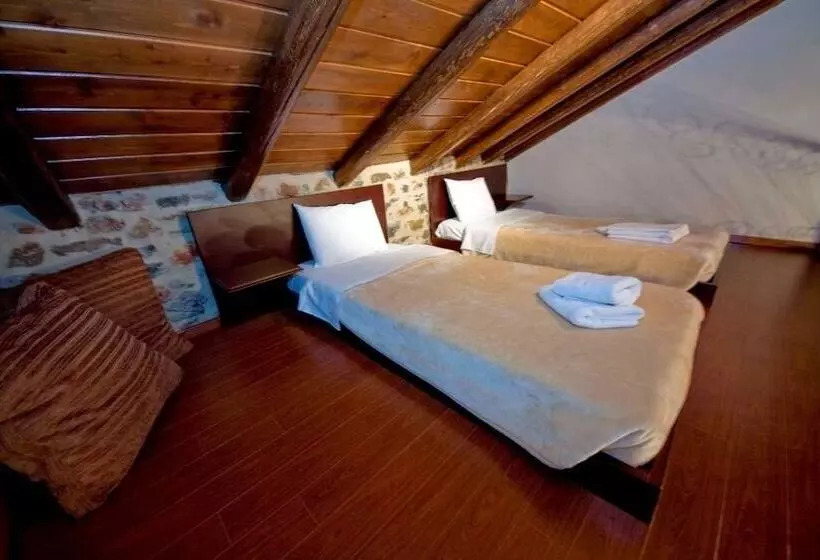 Majatalo Eleni S Guesthouse