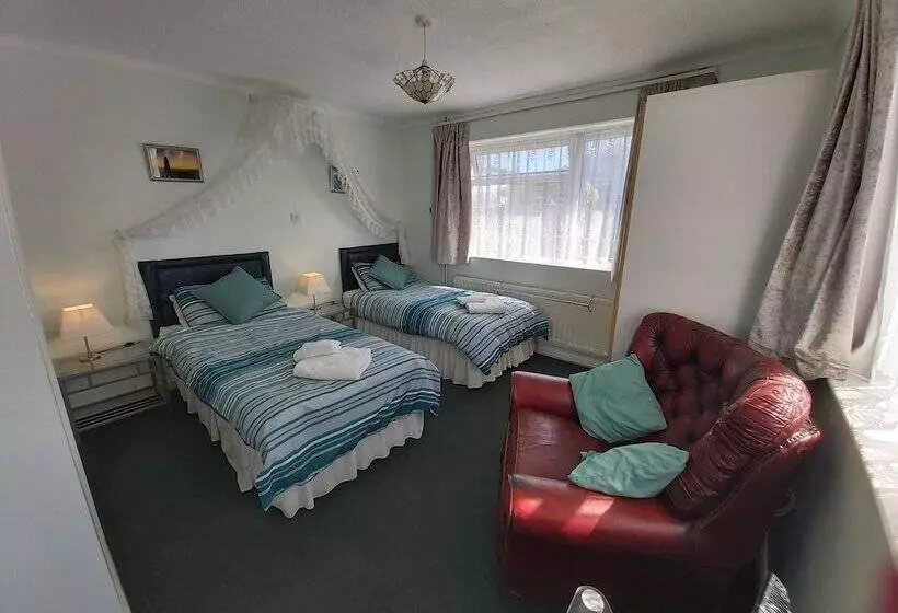 Majatalo Simerock Guest House