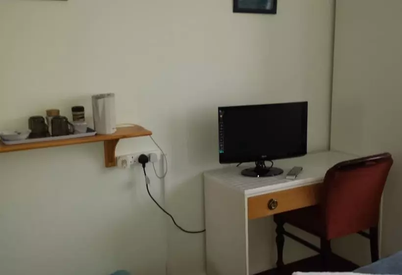 Majatalo Simerock Guest House